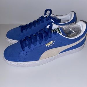 NWT Blue Suede Puma Sneakers